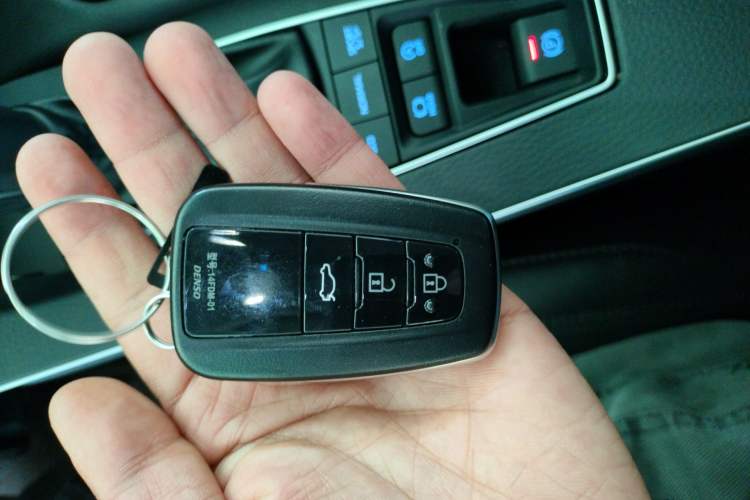 Used Toyota Avalon 2021 2.5L Luxury Edition