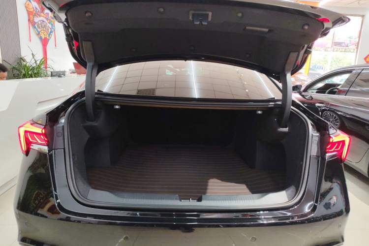 Used Buick LaCrosse 2024 28T Luxury Edition