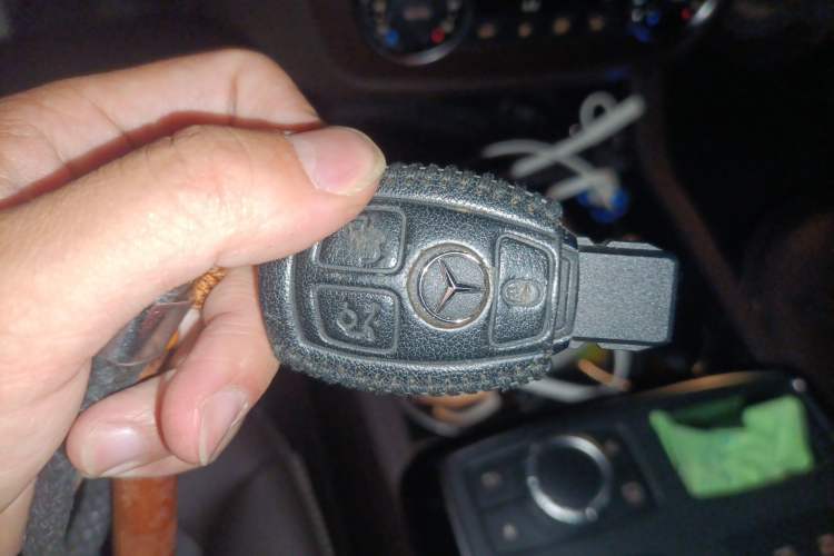 Used Mercedes-Benz GLE 2019 GLE 320 4MATIC Dynamic Edition Prestige Model Vehicle Key