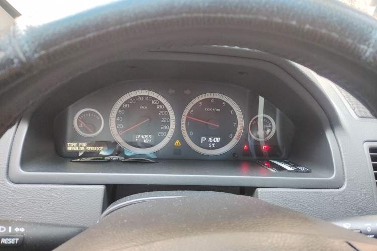 Used Volvo XC Classic 2014 T5 Luxury Edition
