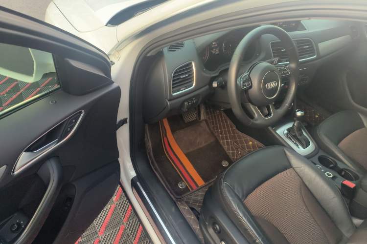 Used Audi Q3 2017 30 TFSI Fashion Model