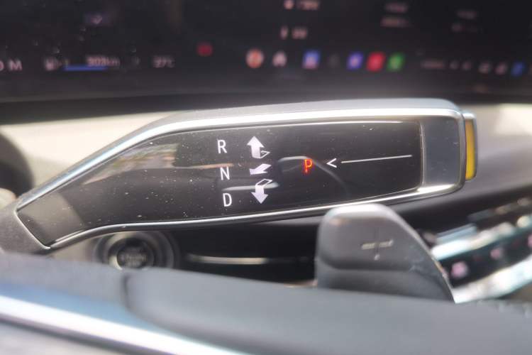 Used Cadillac CT6 2023 28T Prestige Model Gear Lever