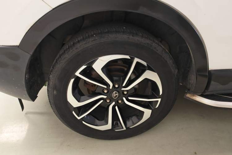 Used Soueast DX7 2018 Prime 1.5T Manual Smart Connect Starry Edition China V Standard Exterior 5