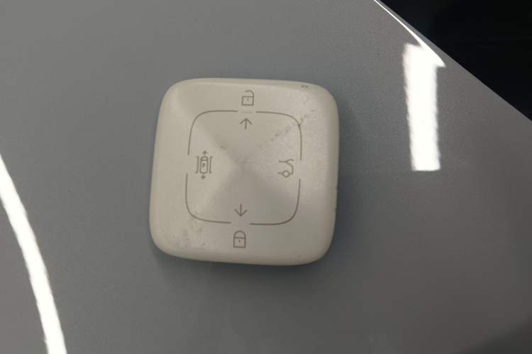 Used Zeekr X 2025 5-Seater Four-Wheel Drive Sport Version
