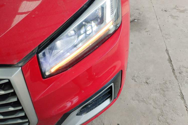 Used Audi Q2L 2018 35 TFSI Fashionable & Elegant Version China VI Emission Standard
