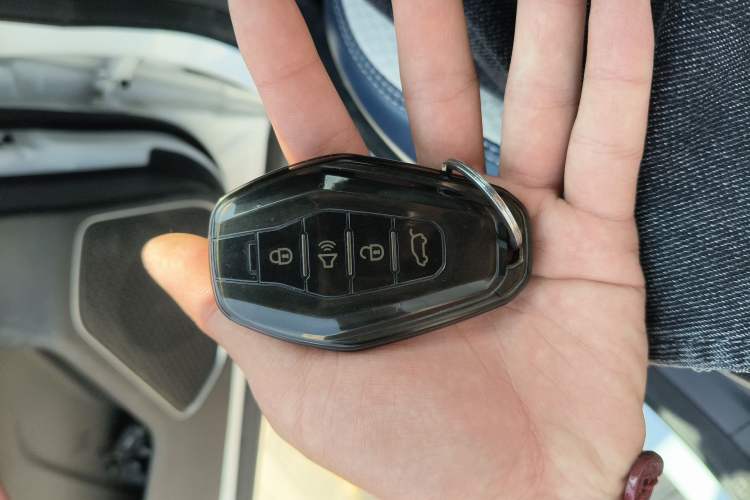 Used JETOUR X70 PLUS 2023 1.5T DCT Ziqiang PRO+ 7-Seater
