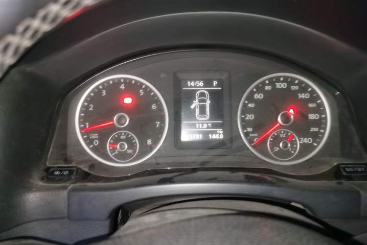 Used Volkswagen Tiguan 2015 1.8TSI Automatic Two-Wheel Drive Comfort Edition Instrument Cluster