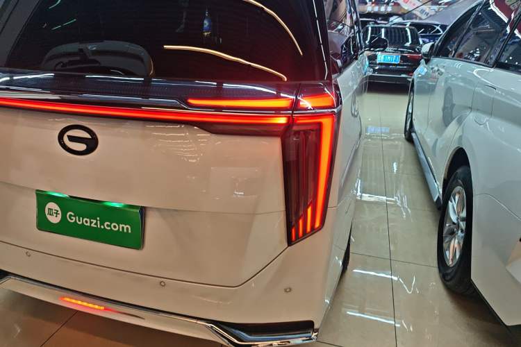 Used GAC Trumpchi M8 2024 Master Series 400T Ultimate Edition Right Rear Taillight