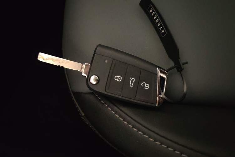 Used Volkswagen Sagitar 2026 Model 30 Million Units Selected 300TSI DSG Surpassing Edition
