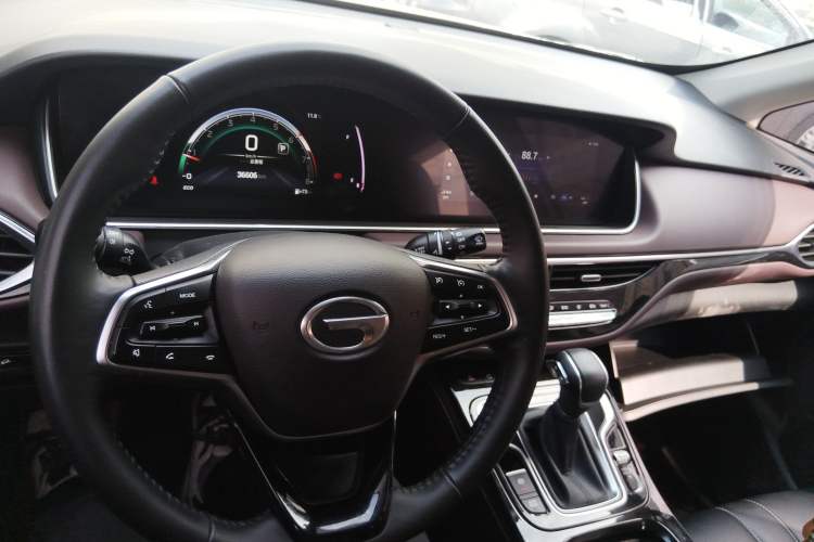 Used GAC Trumpchi M6 2023 PRO 270T DCT Luxury Edition
