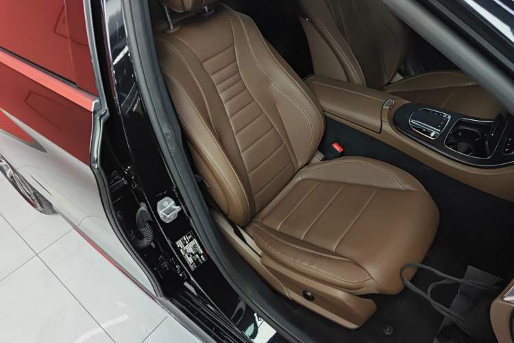 Used Mercedes-Benz E-Class New Energy 2022 E 350 e L Plug-in Hybrid Sports Sedan