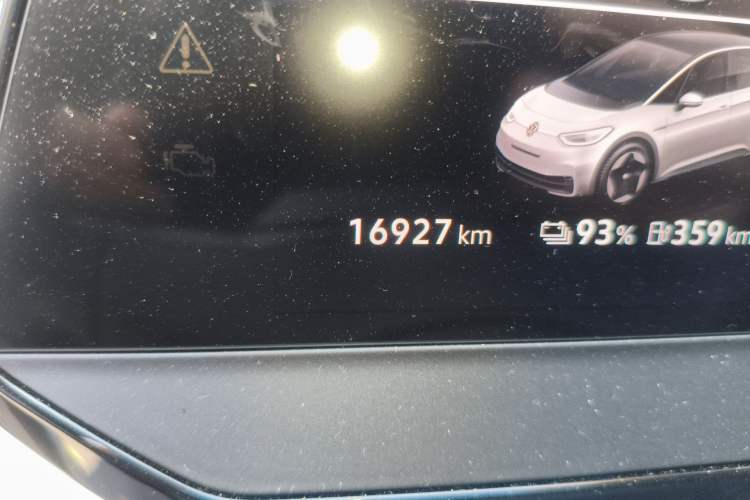 Used Volkswagen ID.3 2023 Upgraded Model Pure Intelligent Enjoyment Version Odometer Close Up