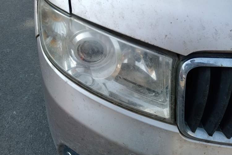 Used Jinbei Hiace X30 2013 1.3L Standard Version
