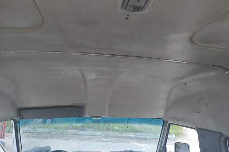 Used Iveco Daily 2014 2.5T-A35 NJ6484ACM47Z4
