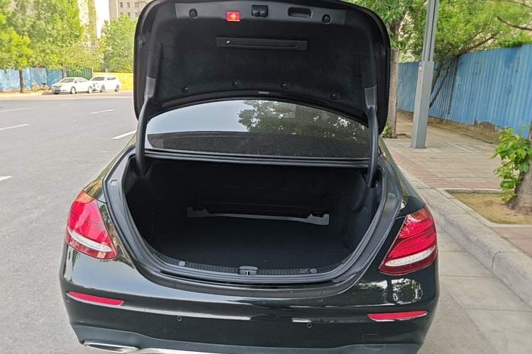 Used Mercedes-Benz E-Class 2018 E 200 L Sport Edition