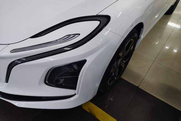 Used Hongqi E-QM5 2023 Revised Version Basic Travel Edition Left Front Headlight