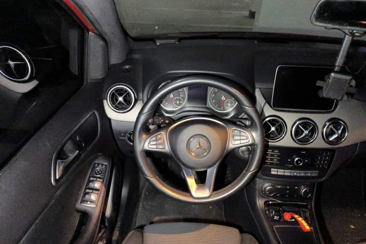 Used Mercedes-Benz B-Class 2018 B 180