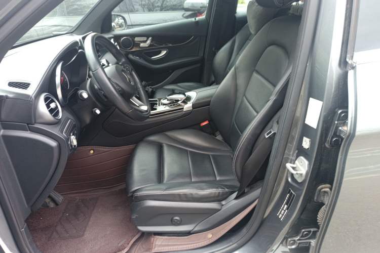 Used Mercedes-Benz GLC 2016 GLC 260 4MATIC Dynamic Edition
