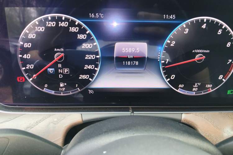 Used Mercedes-Benz E-Class 2019 E 200 L 4MATIC Odometer Close Up