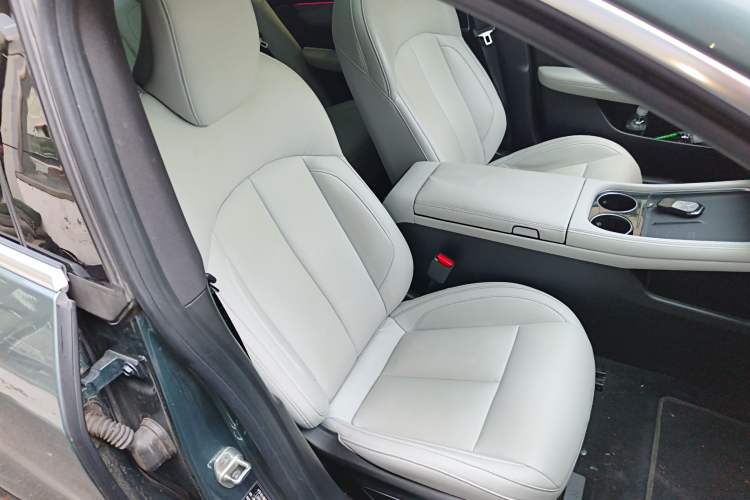 Used XPeng P7 2023 P7i 702 Pro Right Front Seat