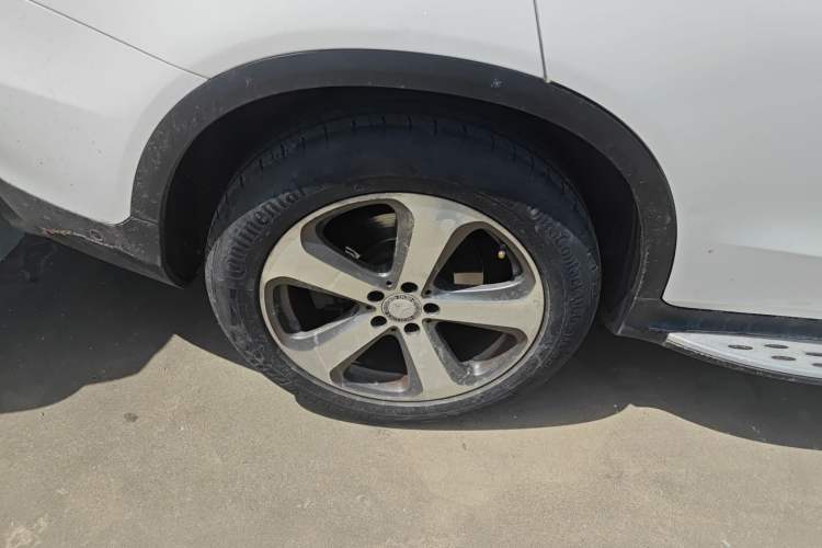 Used Mercedes-Benz GLC 2016 GLC 300 4MATIC Dynamic Model
