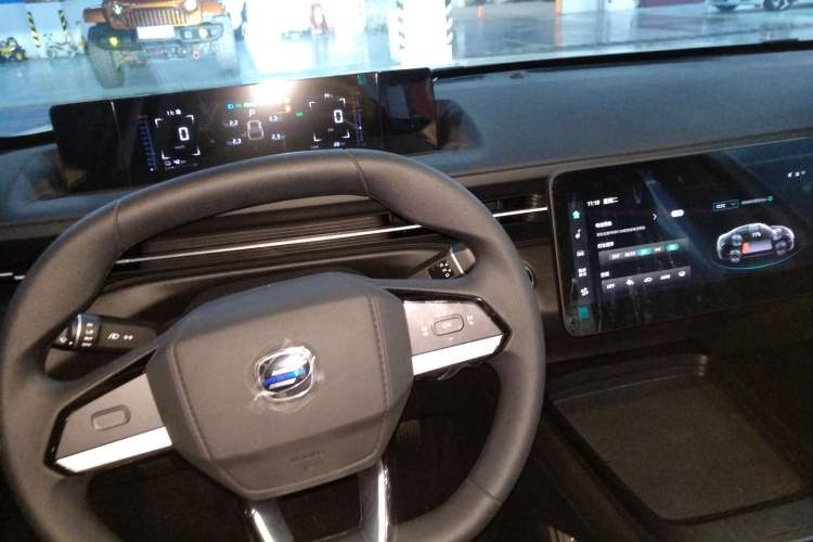 Used CHANGAN OSHAN 520 2025 Standard Edition Gear Lever