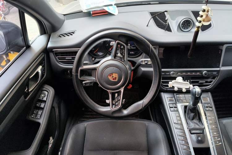 Used Porsche Macan 2018 Macan 2.0T