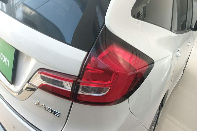 Used Honda Jade 2020 1.8L automatic Comfort version
