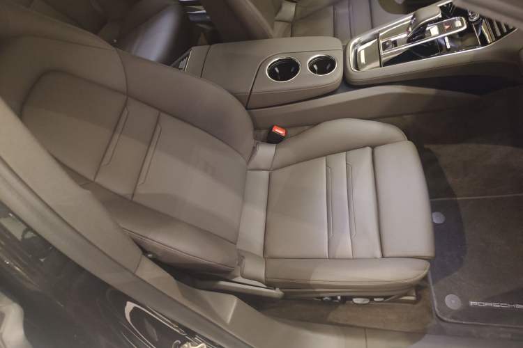 Used Porsche Panamera 2021 Panamera 2.9T Right Front Seat