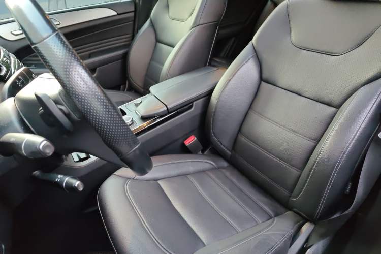 Used Mercedes-Benz GLE Coupe 2015 GLE 320 4MATIC Coupe SUV
