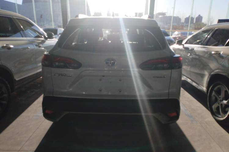 Used Toyota FRONTLANDER 2023 2.0L Smart Electric Hybrid Dual-Engine Deluxe Version