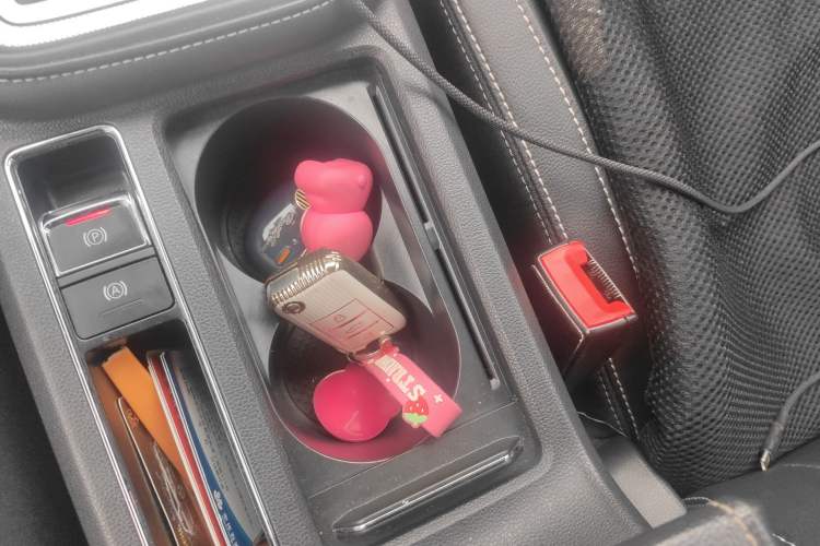 Used MG 6 2017 20T Automatic Luxury Smart Connect Version China V Standard Vehicle Key