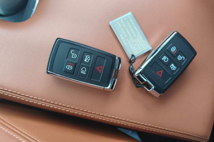 Used Jaguar XEL 2023 2.0T 250 PS R-DYNAMIC S Advanced Sport Edition Interior 1