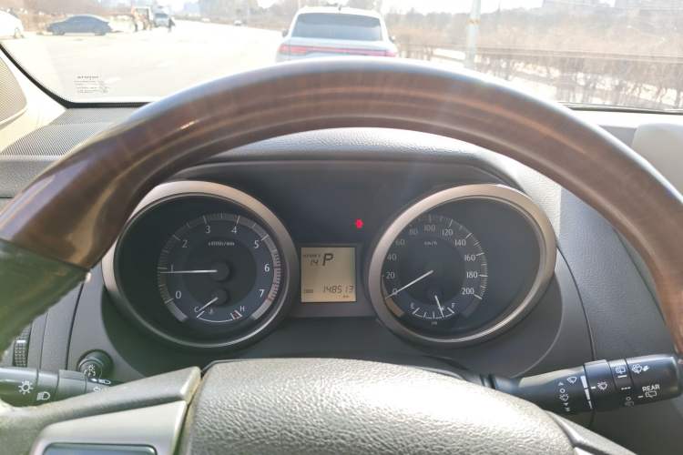 Used Toyota Prado 2013 2.7L Automatic Parallel Import