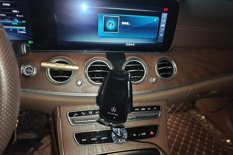 Used Mercedes-Benz E-Class 2018 Facelift E 200 L
