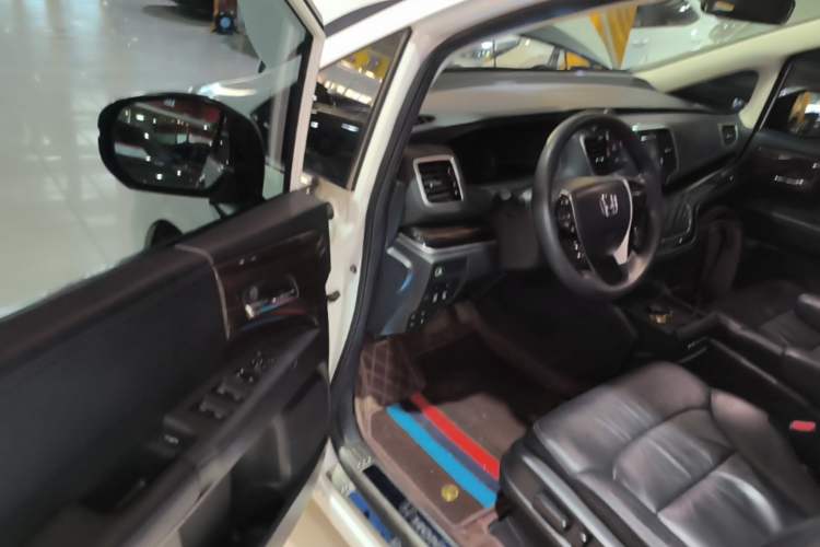 Used Honda Odyssey 2018 2.4L Luxury Edition
