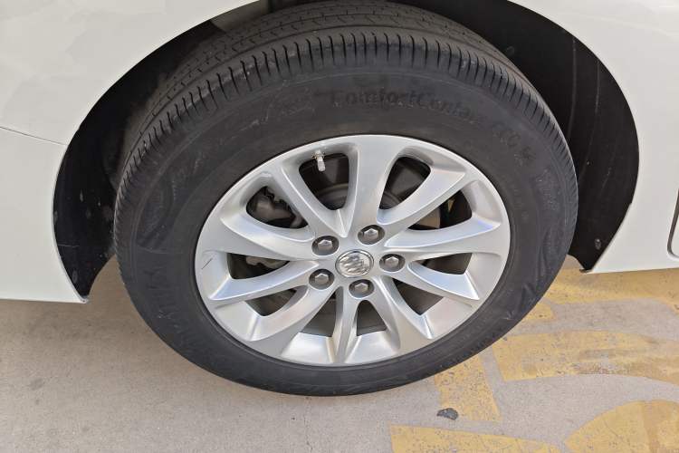 Used Buick GL8 2018 ES 28T Comfort Model China VI Standard