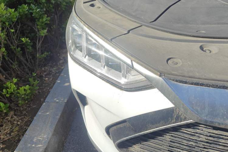 Used BYD Song PLUS New Energy 2021 DM-i 51KM Prestige Model Right Front Headlight