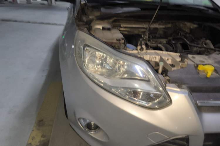 Used Ford Focus 2012 Sedan 1.6L Manual Fashion Edition
