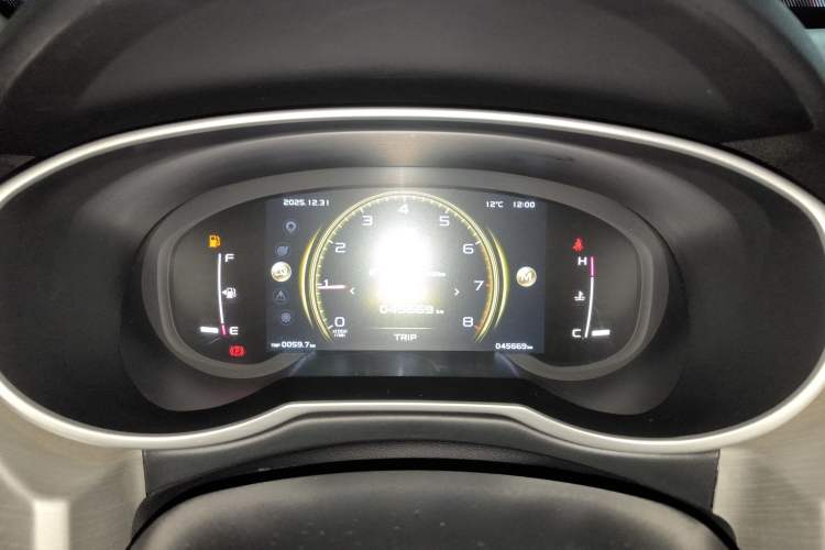 Used Geely Auto Emgrand X7 Sport 2021 1.8TD Manual Two-Wheel Drive Asian Games Edition