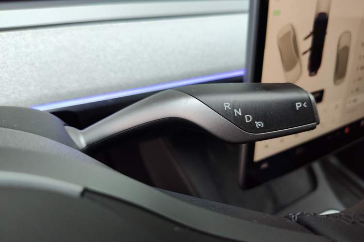 Used Tesla Model Y 2024 Rear-Wheel-Drive Version