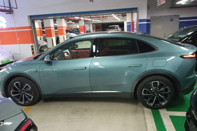 Used ONVO L60 2024 60 kWh Rear-Drive Version