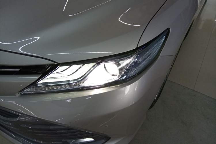 Used Toyota Camry 2018 Dual-Engine 2.5 HG Luxury Edition
