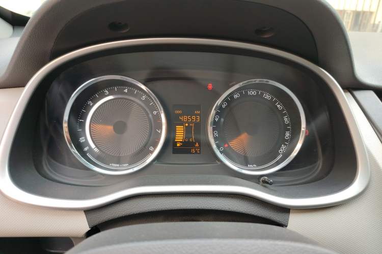 Used Chevrolet Sail 2015 Sail 3 1.5L Manual Happiness Edition