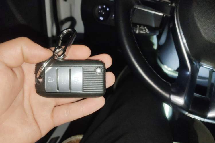 Used Roewe RX5 2016 20T Two-Wheel Drive Automatic Internet Smart Edition