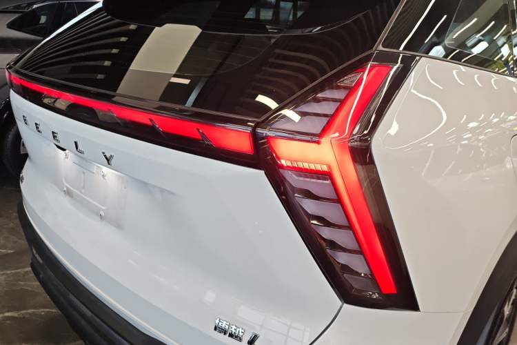 Used Geely Auto FX11 2024 1.5TD DCT Prestige Edition