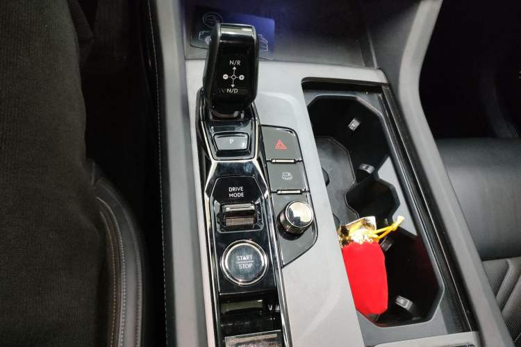 Used Lynk & Co 09 EM-P 2021 2.0T PHEV Halo Six-Seater