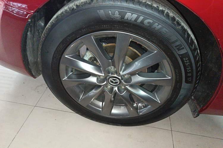 Used Mazda Atenza 2020 2.0L Blue Sky Luxury Edition Right Rear Wheel Hub