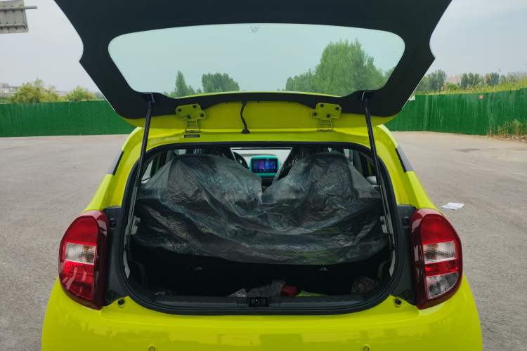 Used JMEV Xiao Qilin 2024 201km Comfort Version
