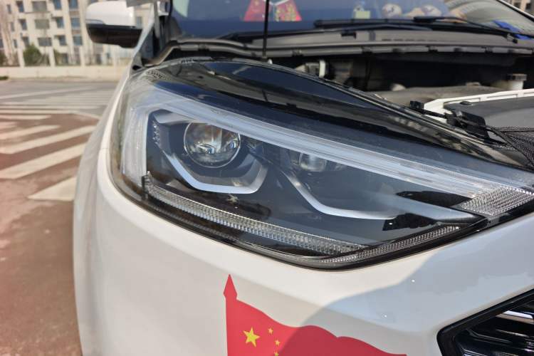 Used Ford Edge 2020 EcoBoost 245 Two-Wheel Drive Titanium 7-Seater
